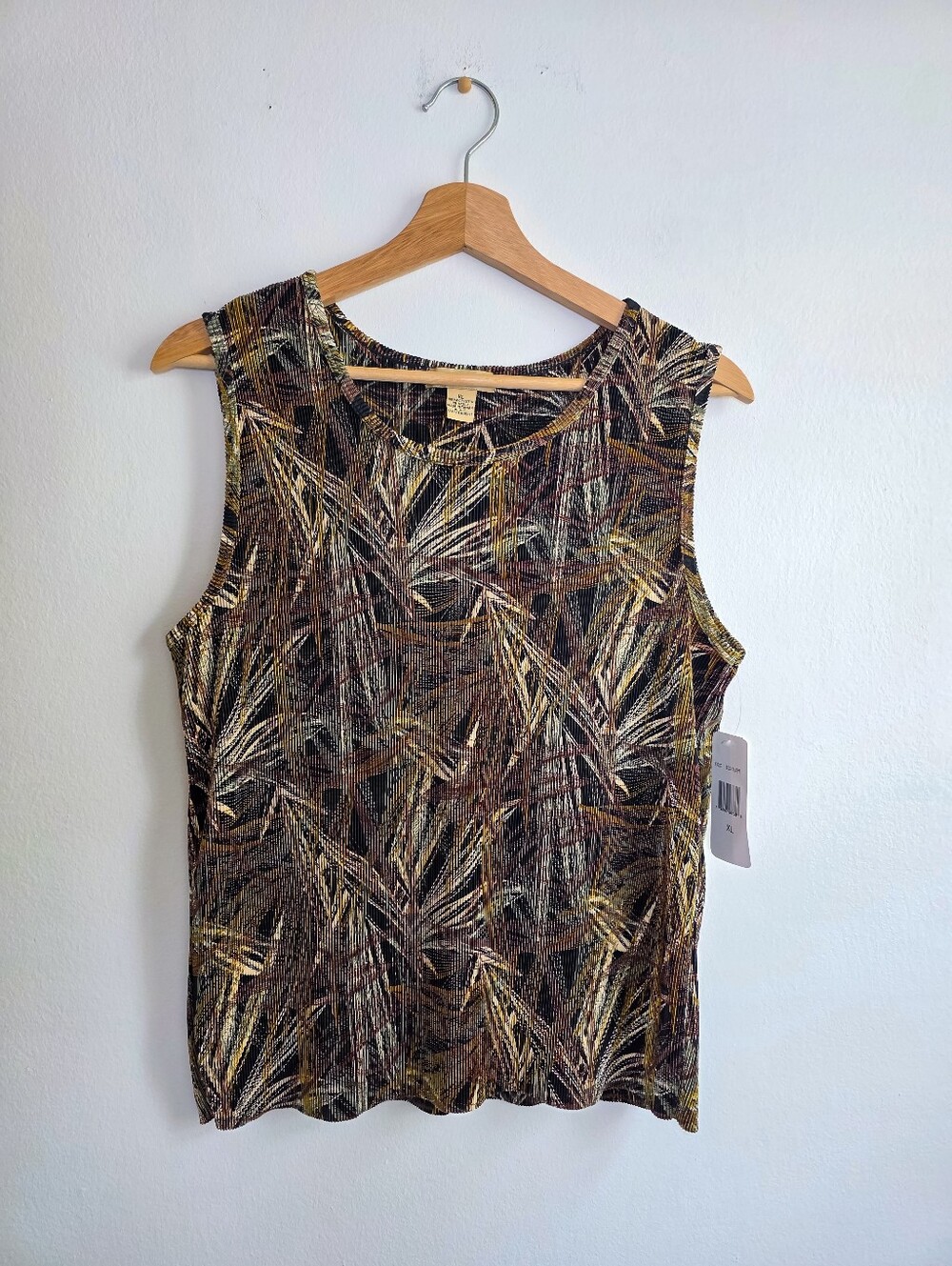 Vintage Y2K Plissé Ribbed Boho Tropical Tank NWT